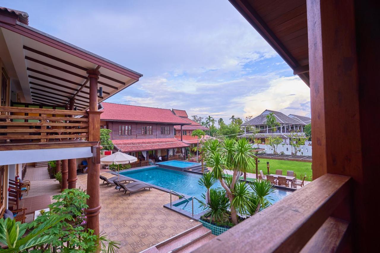 Mina Garden Villa Resort Chiang Mai Exterior photo